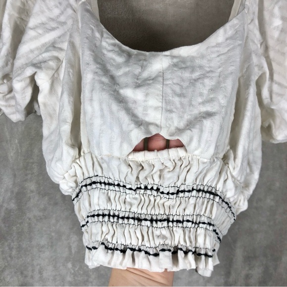 Rue Stiic Puff Sleeve Babydoll Top Size XS White Milkmaid Cottage Farmhouse - Picture 2 of 8